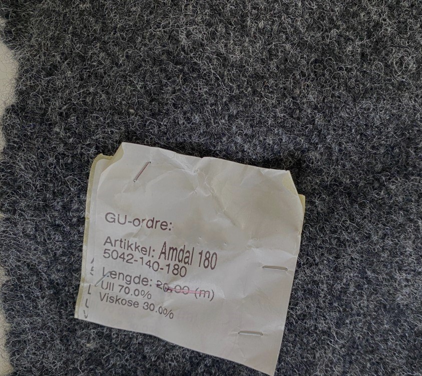 Gudbrandsdalens Amdal 180 anthracite grey melange