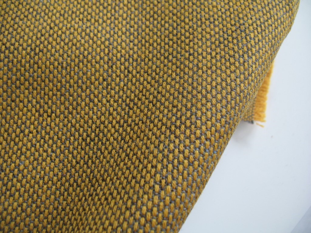 Kvadrat Re-wool 448 ochre yellow