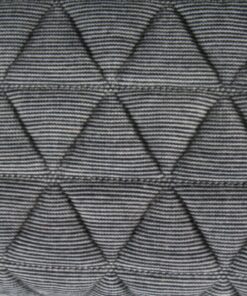 Kvadrat Febrik Triangle 152 Chalk black light grey