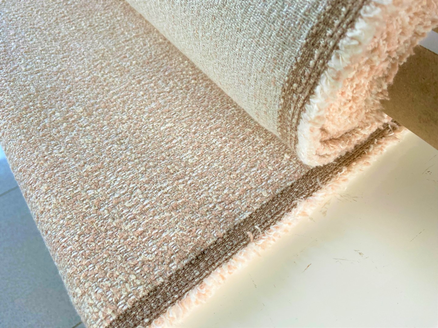 Furniture fabric Zagros old pink, cream and white