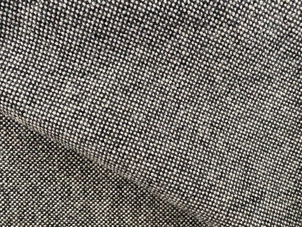 Kvadrat Hallingdal 65 black and white 126