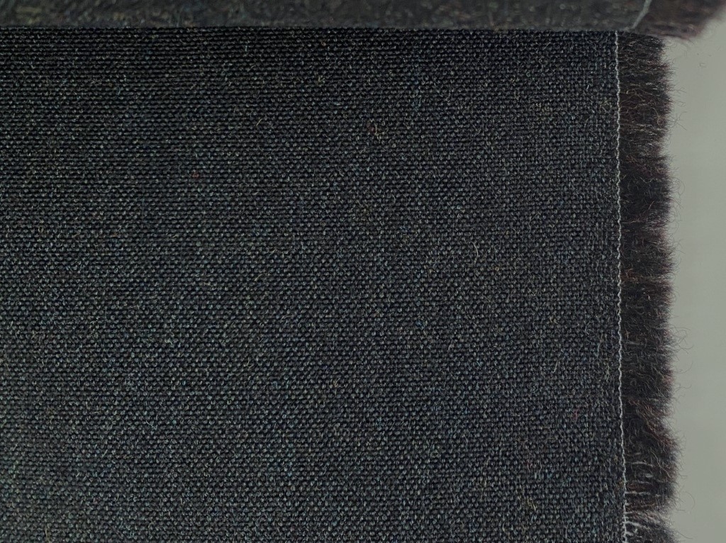 Kvadrat Remix 3 393 anthracite brown