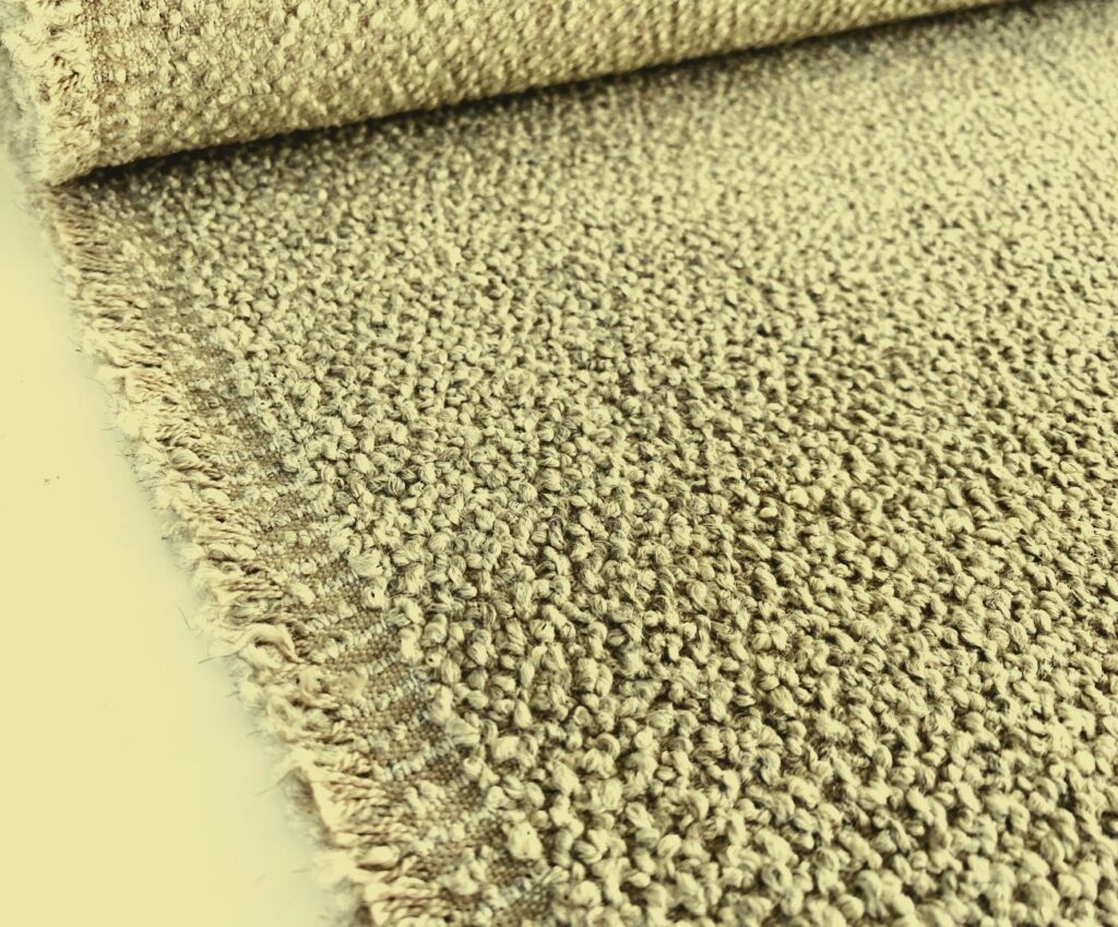 De Ploeg Monza soft green beige bouclé