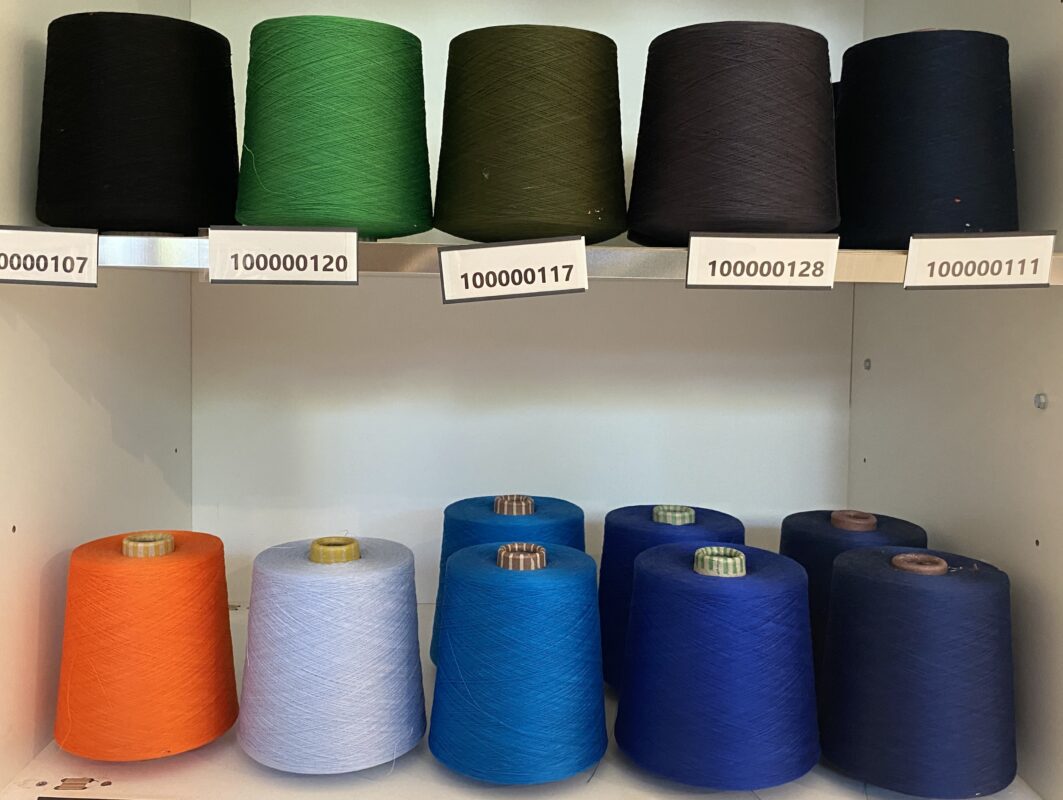 BYBORRE upholstery fabric yarns