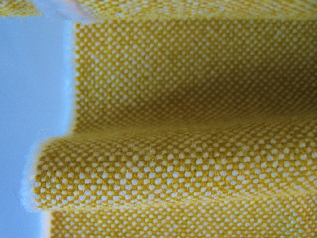 Kvadrat Hallingdal 65 407 yellow white