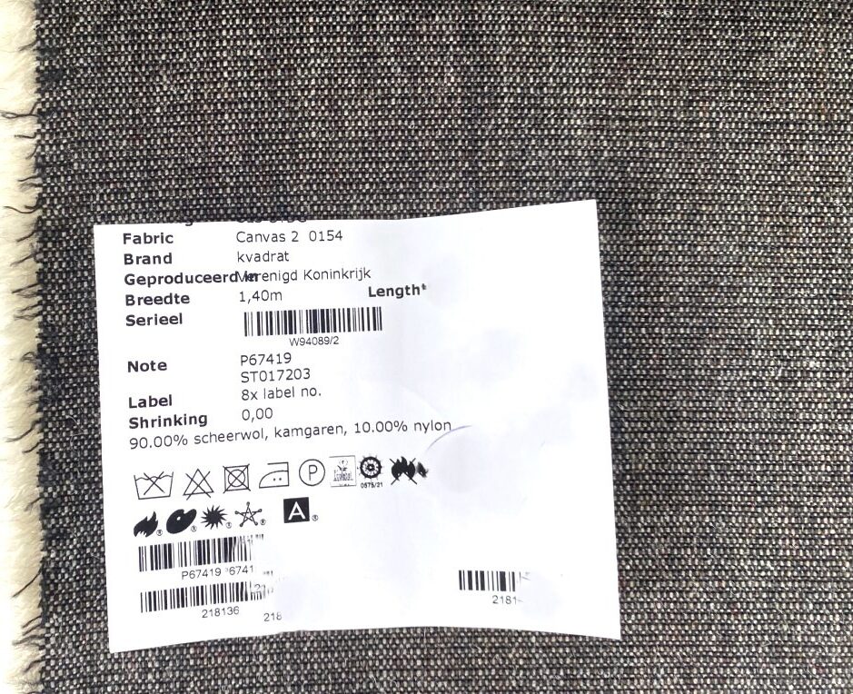 Kvadrat Canvas 2 154 black cream