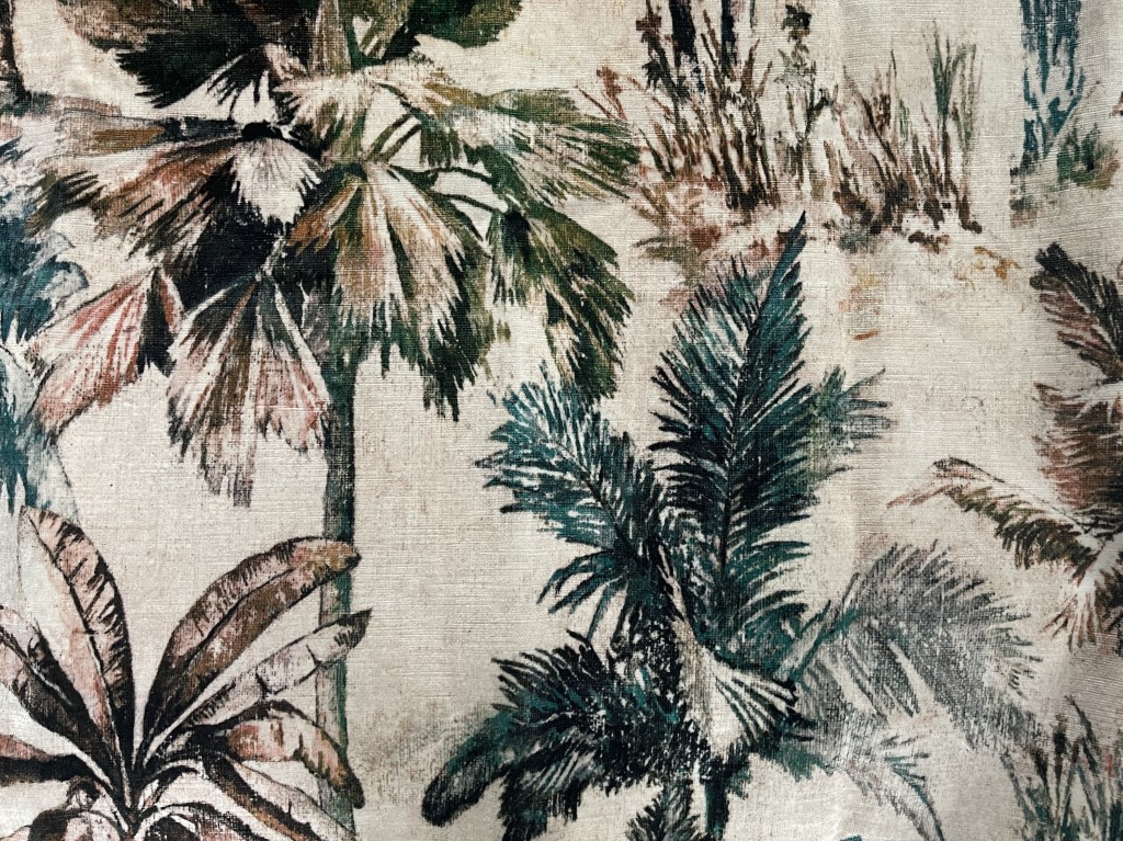 Romo Japura Velvet Amazonite jungle pattern