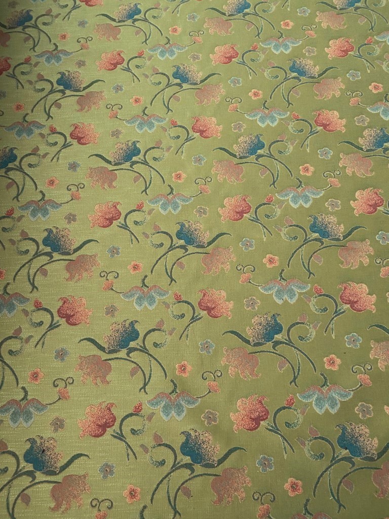 Keymer Amazone 42 green floral pattern