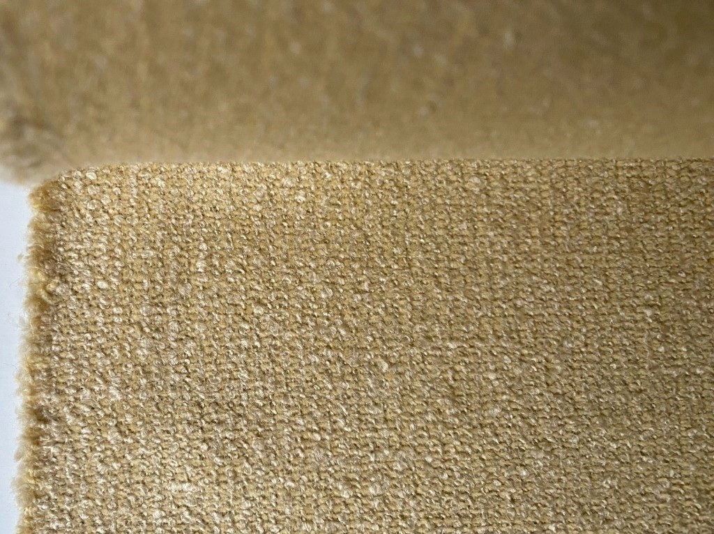 De Ploeg Lumina 06/69 soft yellow bouclé
