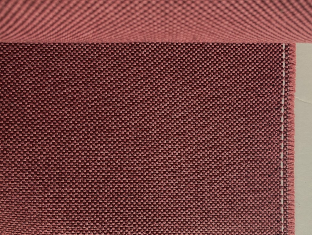 Kvadrat Field pink reddish-brown