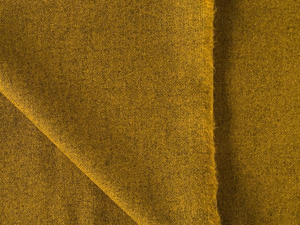 Kvadrat Tonica 2 411 ochre yellow
