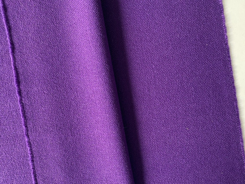 Kvadrat Hallingdal 65 702 purple