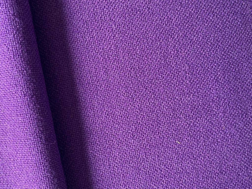 Kvadrat Hallingdal 65 702 purple