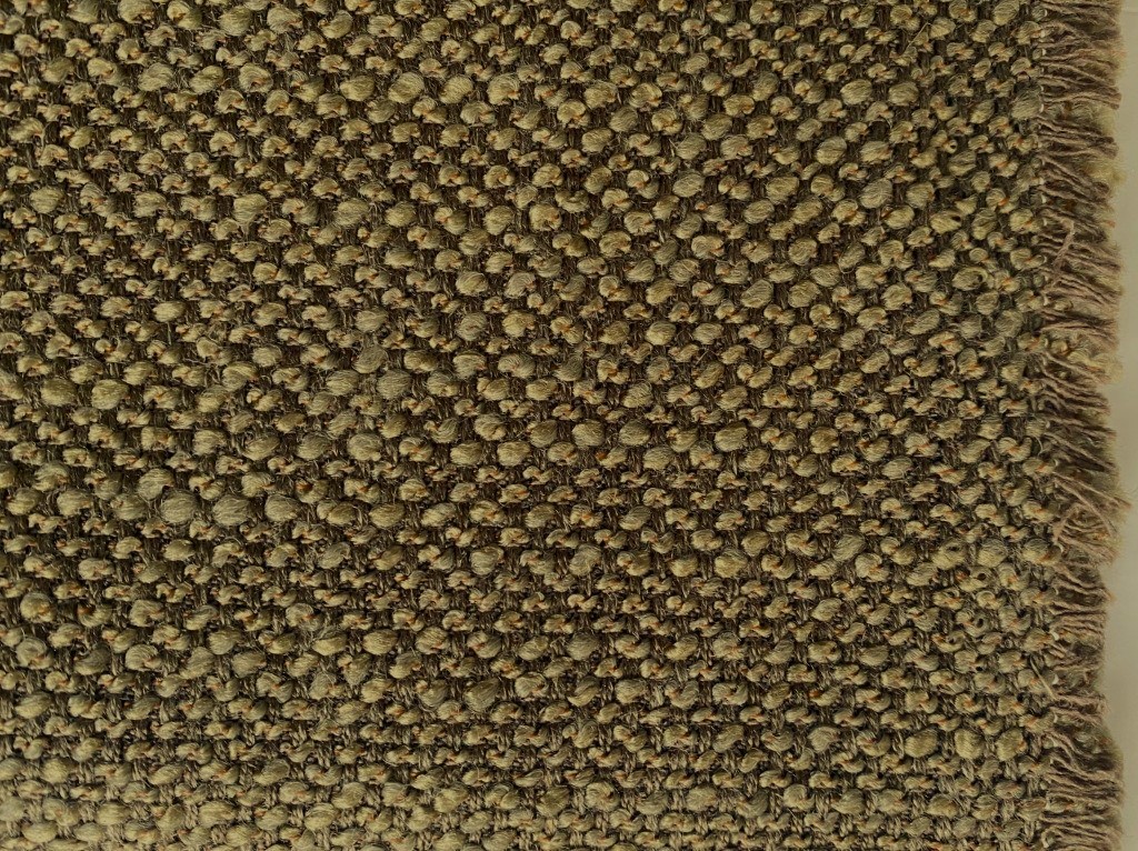 Vitra Corsaro 27 shades of olive green