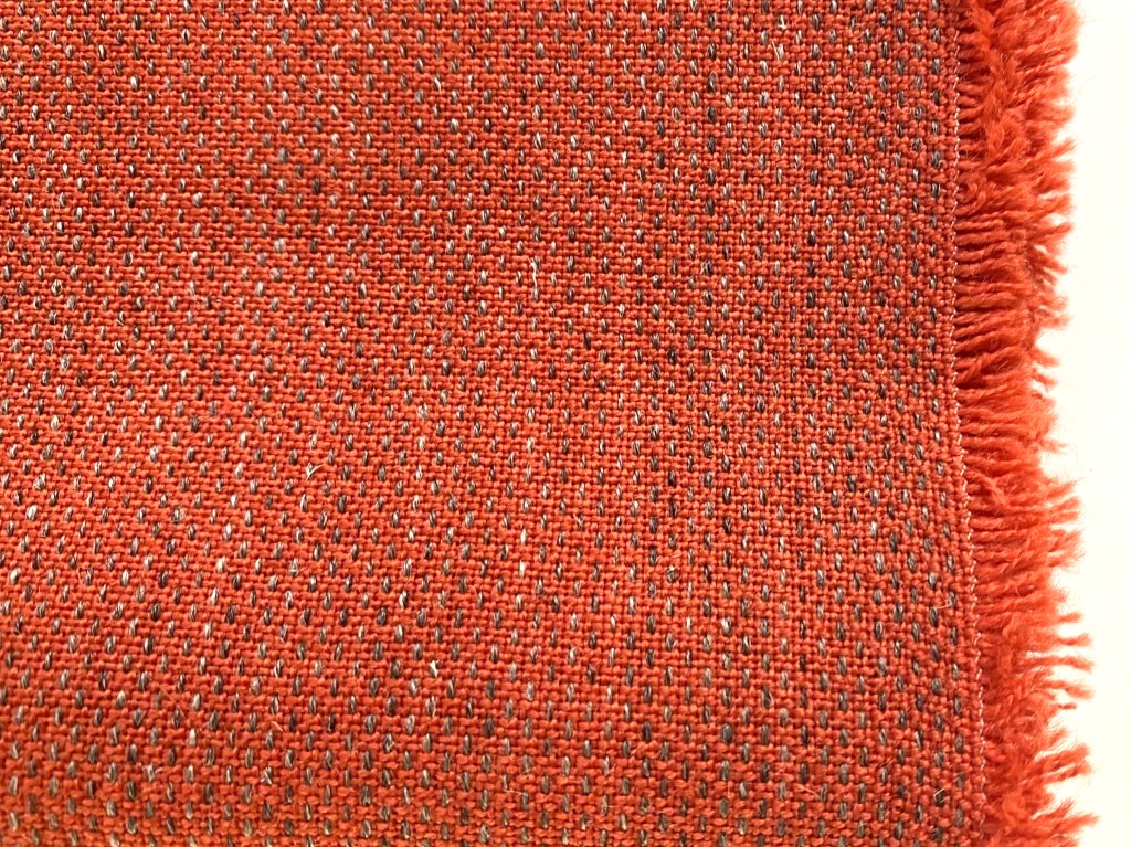 Kvadrat Clara 2 548 orange grey
