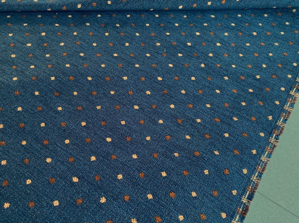 Saum & Viebahn blue with brown dots
