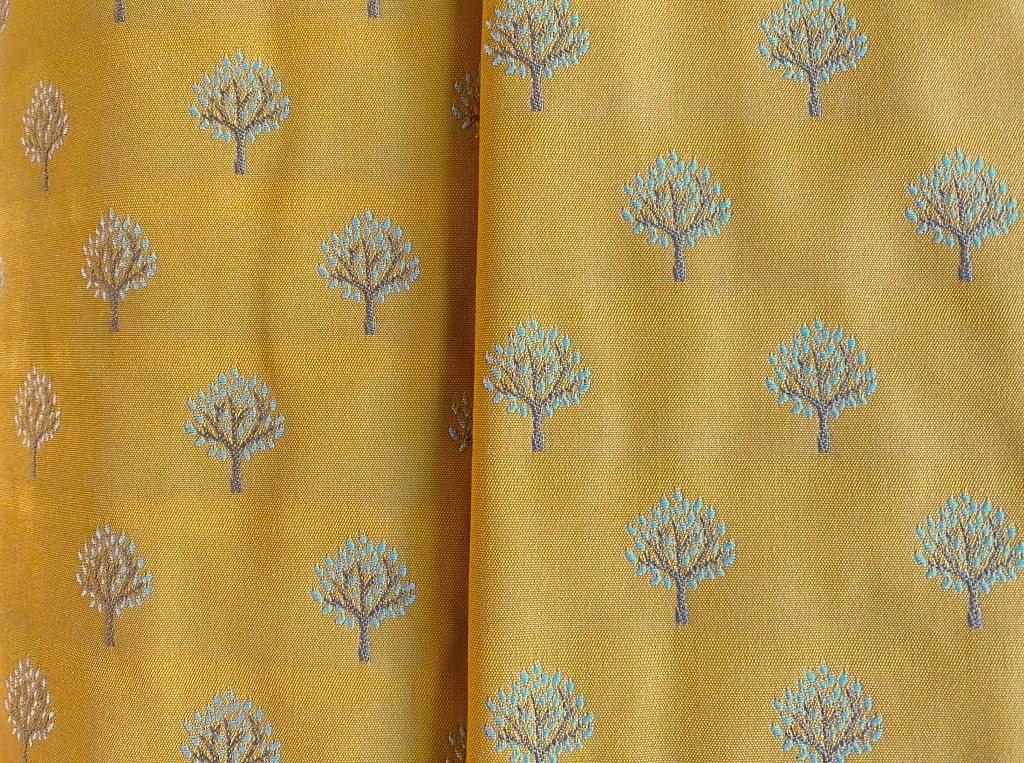 SKA France Yellow Popcorn with trees
