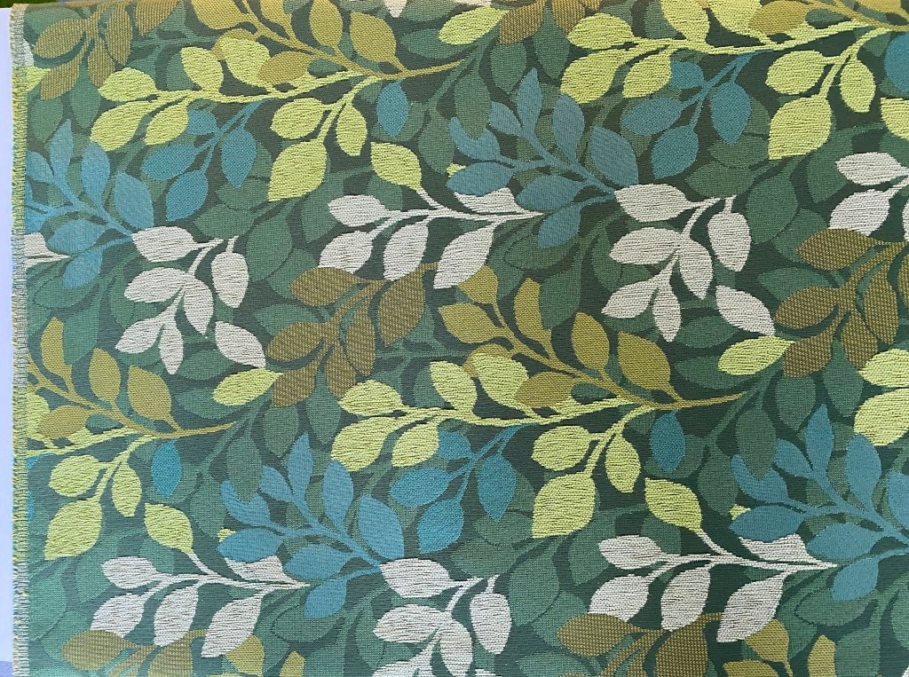 Saum & Viebahn Belvedere Classic Yellow 140 yellow and green leaf pattern