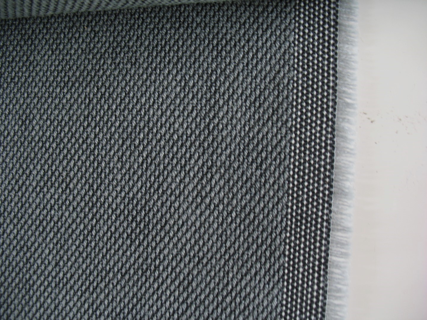 Kvadrat Steelcut Trio 3 153 grey black