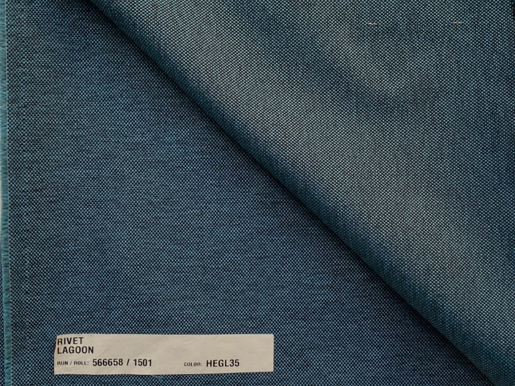 Camira Rivet EGL 35 Lagoon blue black