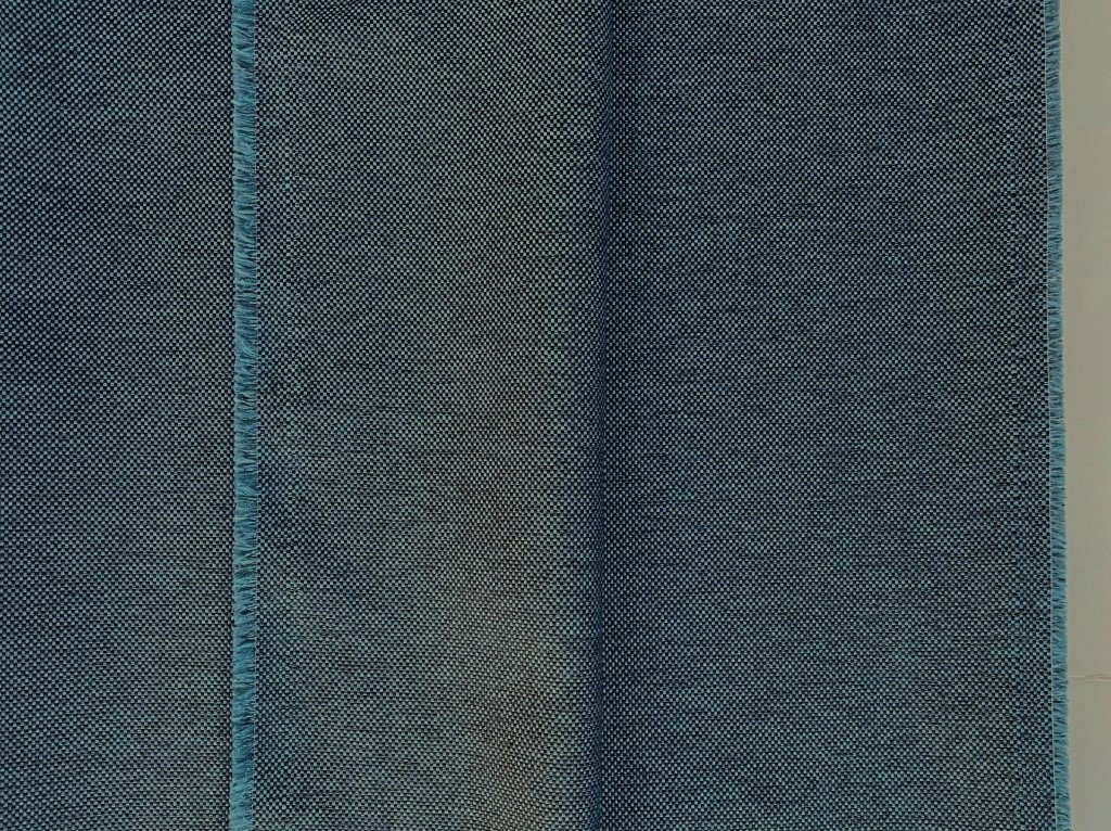 Camira Rivet EGL 35 Lagoon blue black