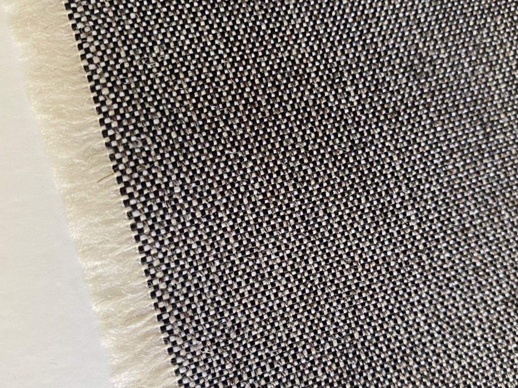 Kvadrat Floyd 163 black grey cream white
